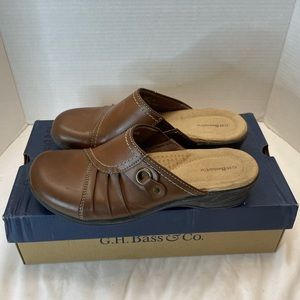 BASS sandals